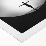 Stillness in Balance – Minimalist Figure Art in Emotive Photography