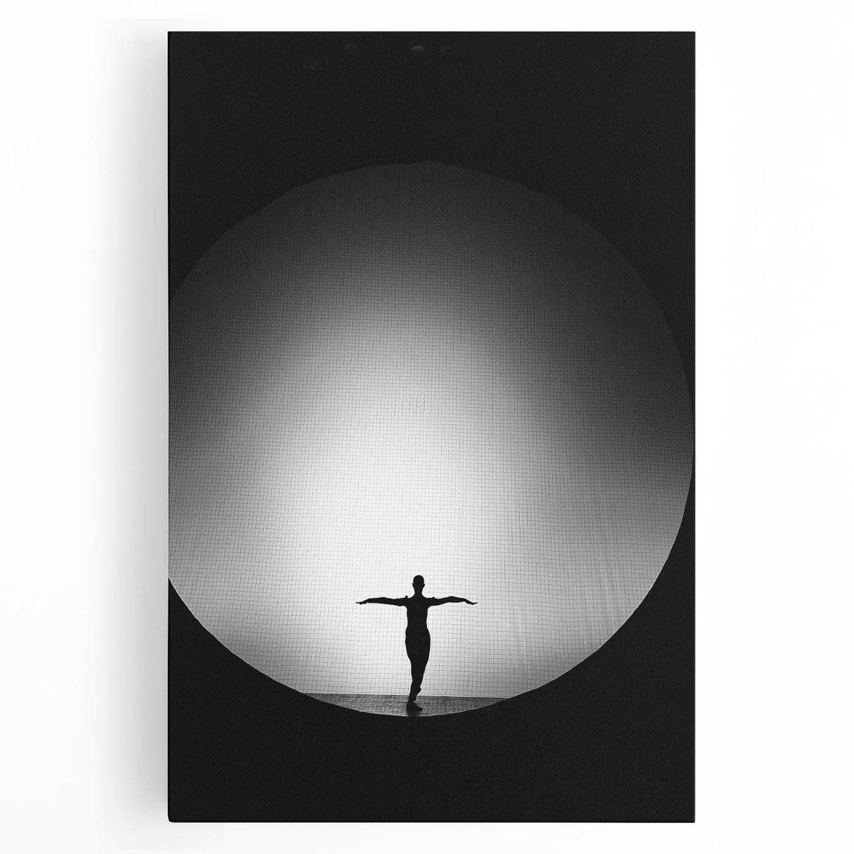 Stillness in Balance – Minimalist Figure Art in Emotive Photography