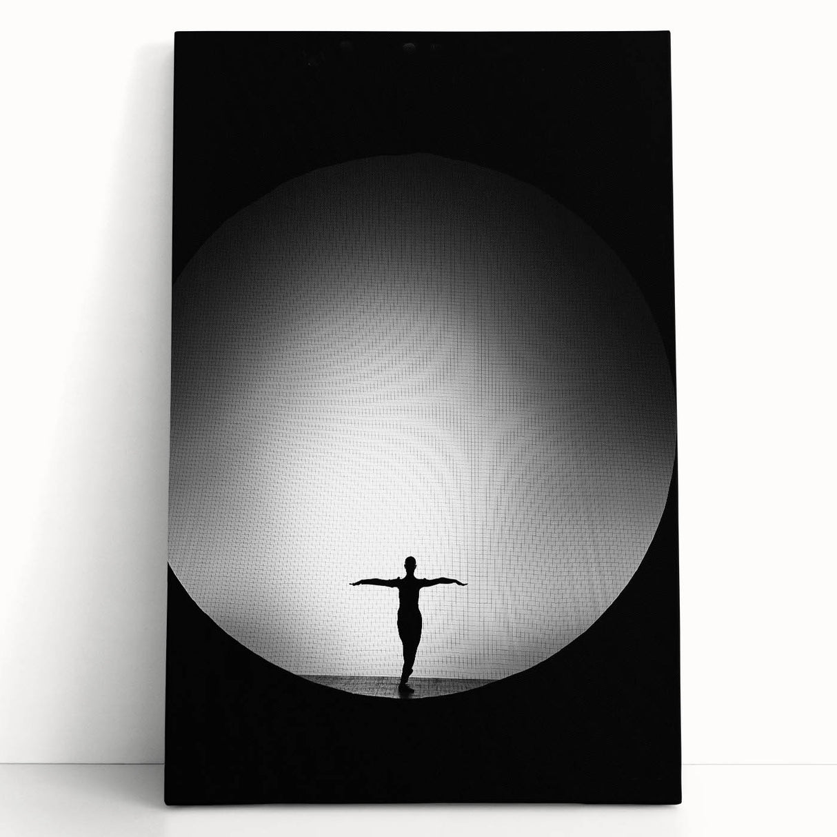 Stillness in Balance – Minimalist Figure Art in Emotive Photography