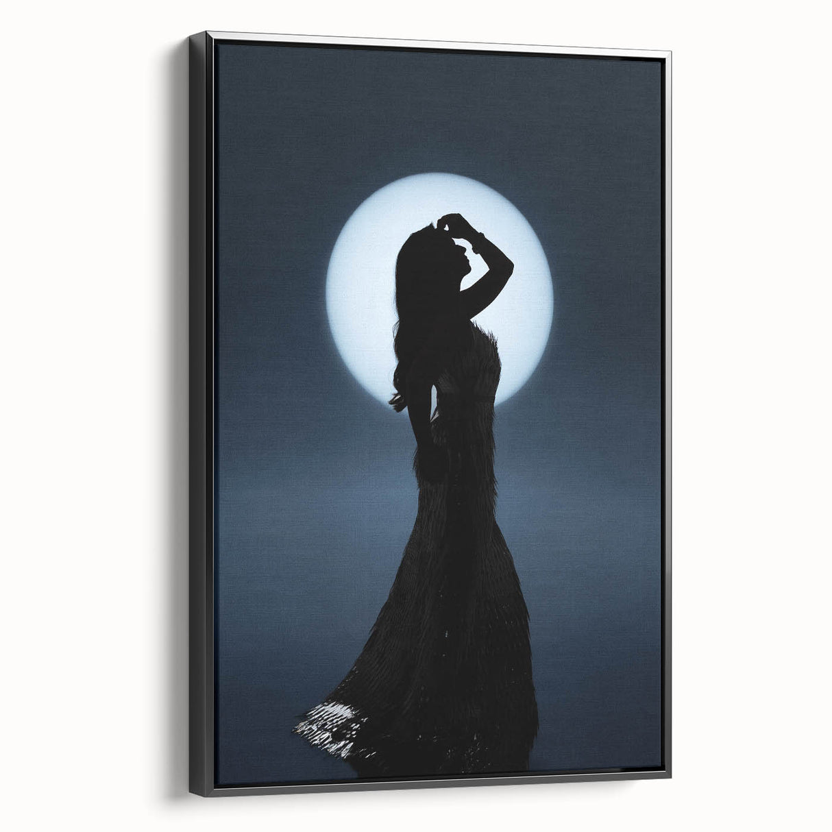 Moonlit Reverie – Silhouette Photography in Emotive Fine Art