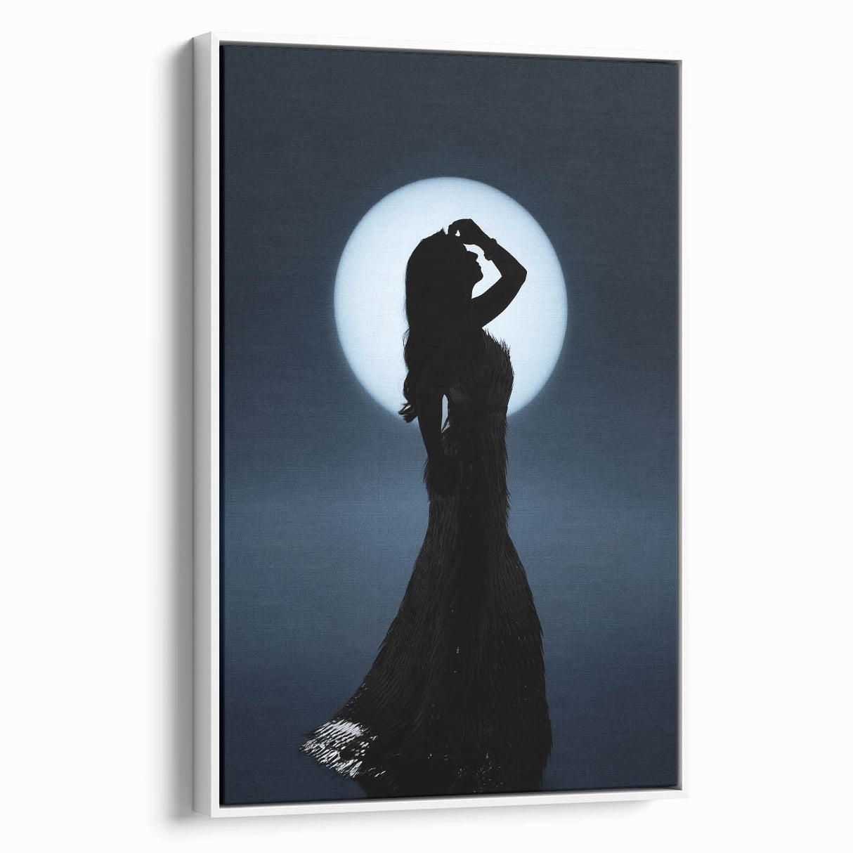 Moonlit Reverie – Silhouette Photography in Emotive Fine Art