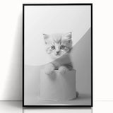 Bathroom Wall Art: Adorable Kitten on Toilet Roll – Modern Decor