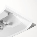 Bathroom Wall Art: Adorable Kitten on Toilet Roll – Modern Decor