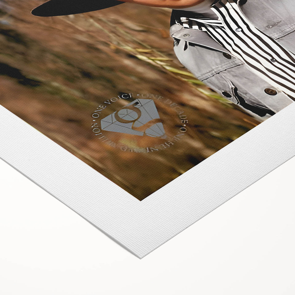 Retro Garth Brooks Poster - Vintage Prints for Nostalgic Wall Art
