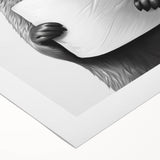 Bathroom Artwork - Minimalist Otter Holding Toilet Roll Wall Decor