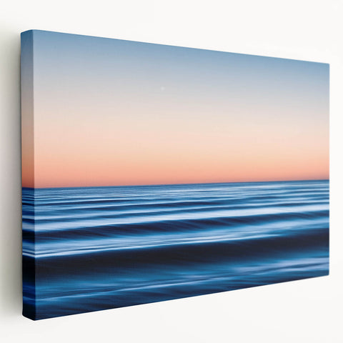 Tranquil Ocean Flow – Dynamic Abstract Seascape Motion Wall Art