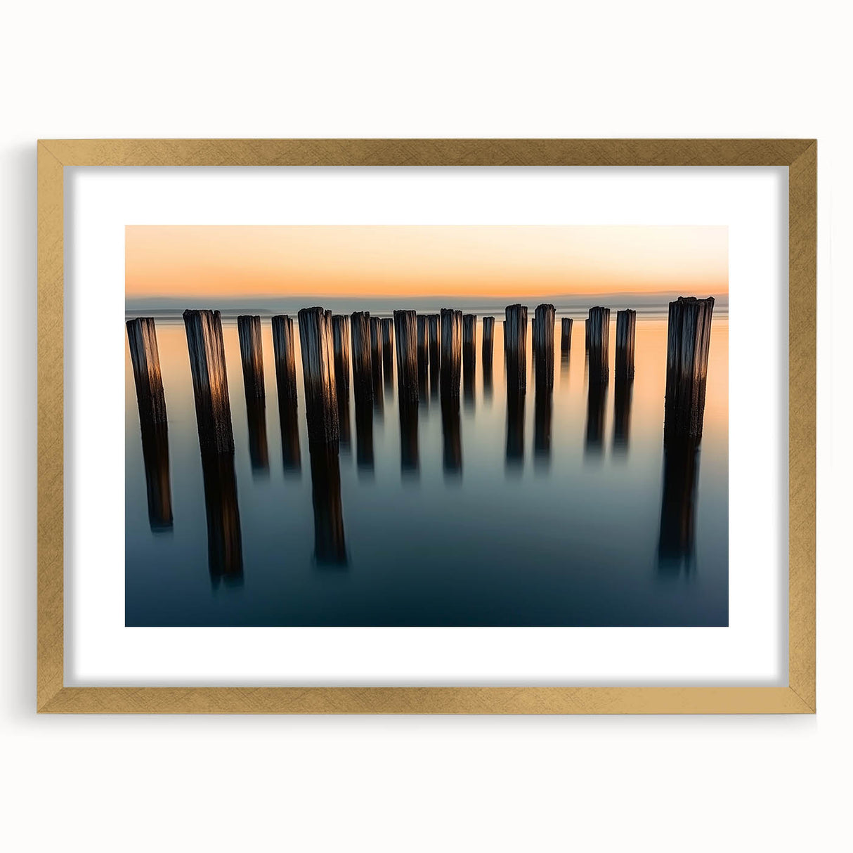 Silent Pier Remnants – Dynamic Coastal Abstract Motion Wall Art