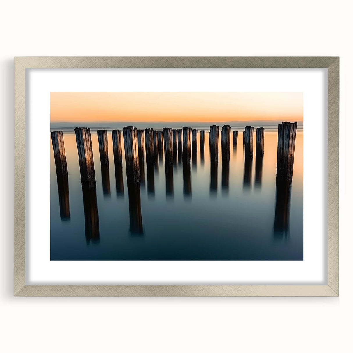 Silent Pier Remnants – Dynamic Coastal Abstract Motion Wall Art