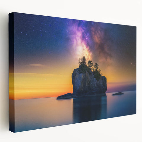 Celestial Island Glow – Cosmic Landscape Captured in Motion Light