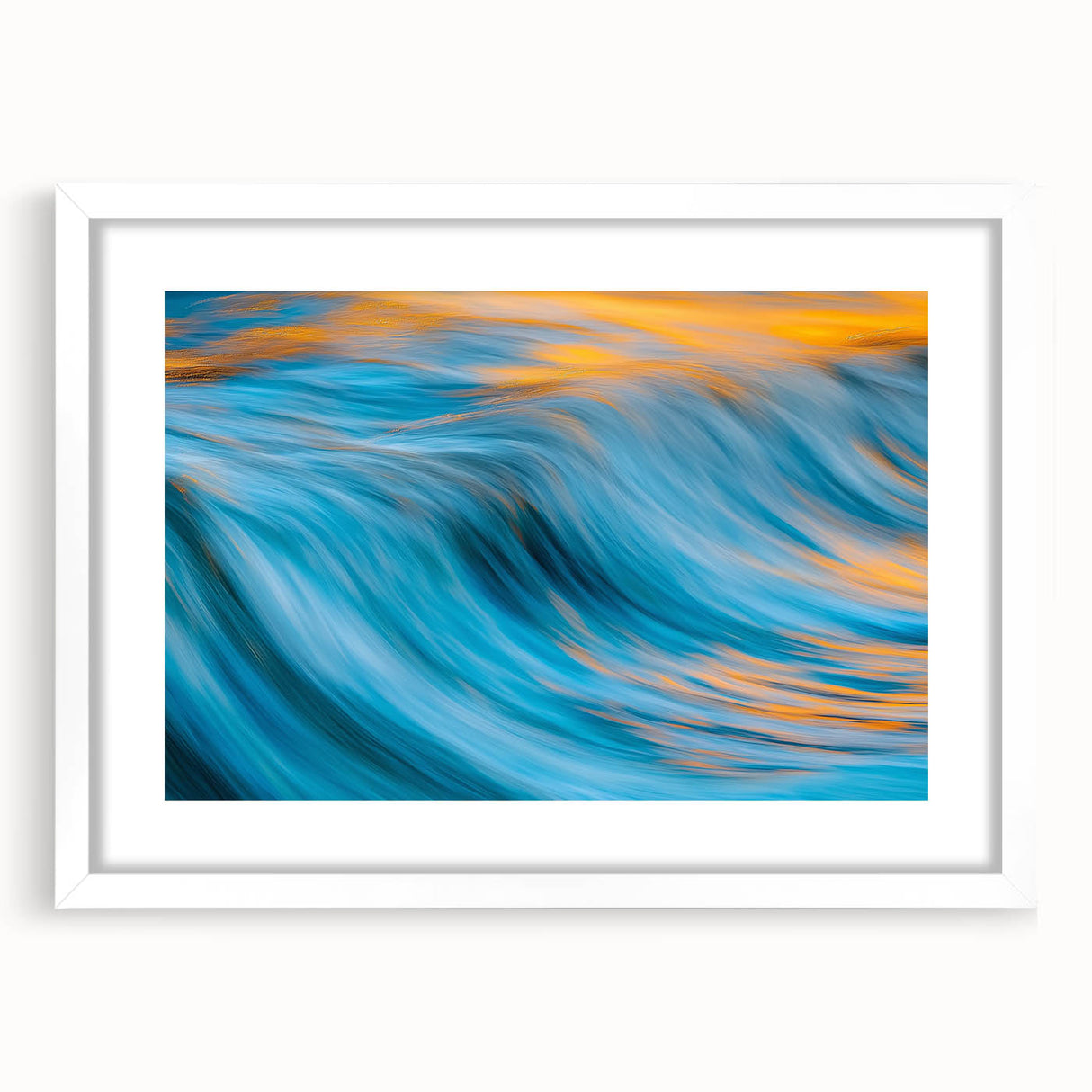 Liquid Flame – Abstract Wave Photography with Oceanic Motion Flow