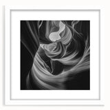 Monochrome Flow – Modern Black and White Dynamic Wall Art