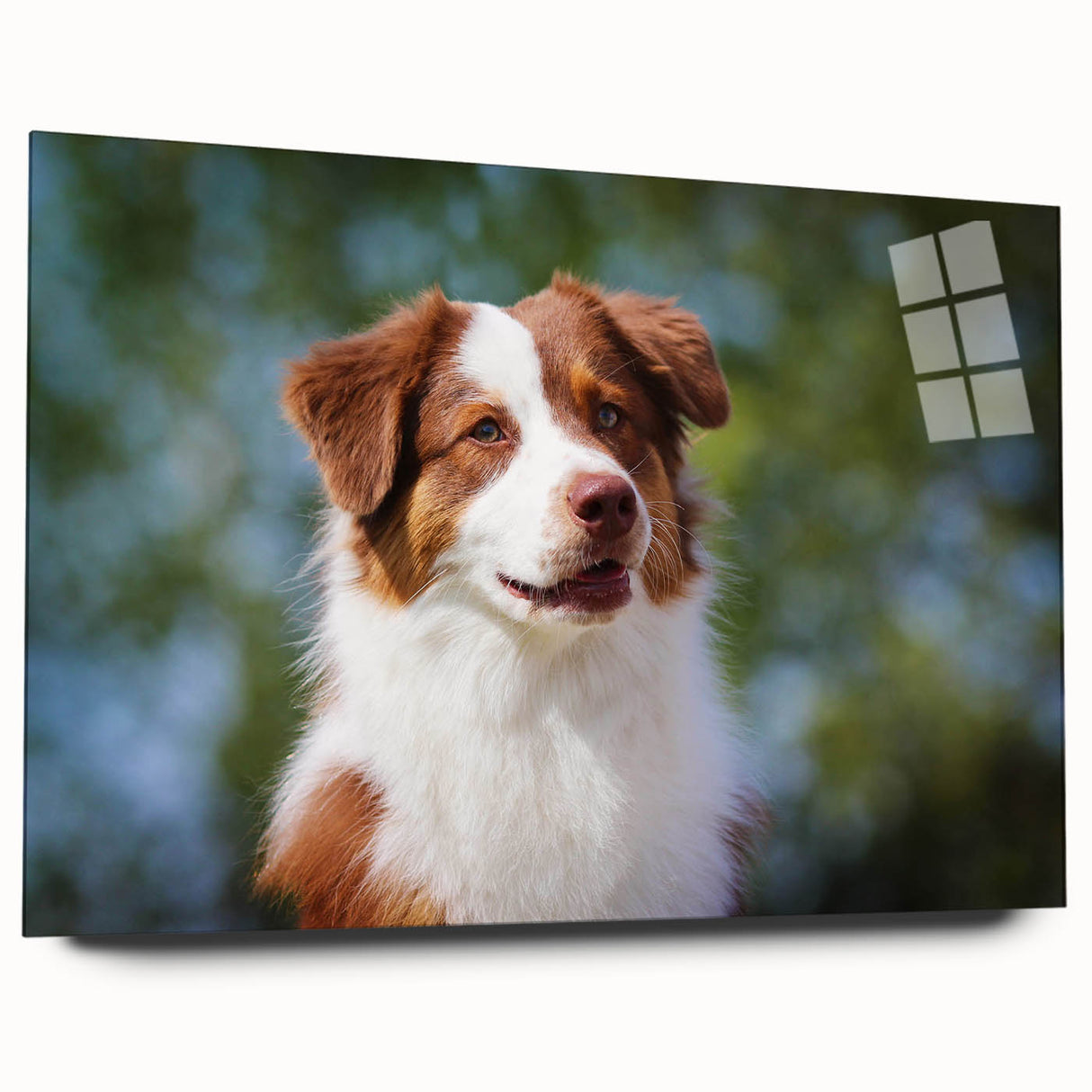 Acrylic glass side view showcasing a sleek, modern design with smooth edges and a polished finish, ideal for framing artwork or photographs in contemporary spaces.