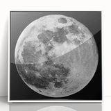 Full Moon in High Detail – Stunning Black and White Celestial Wall Art