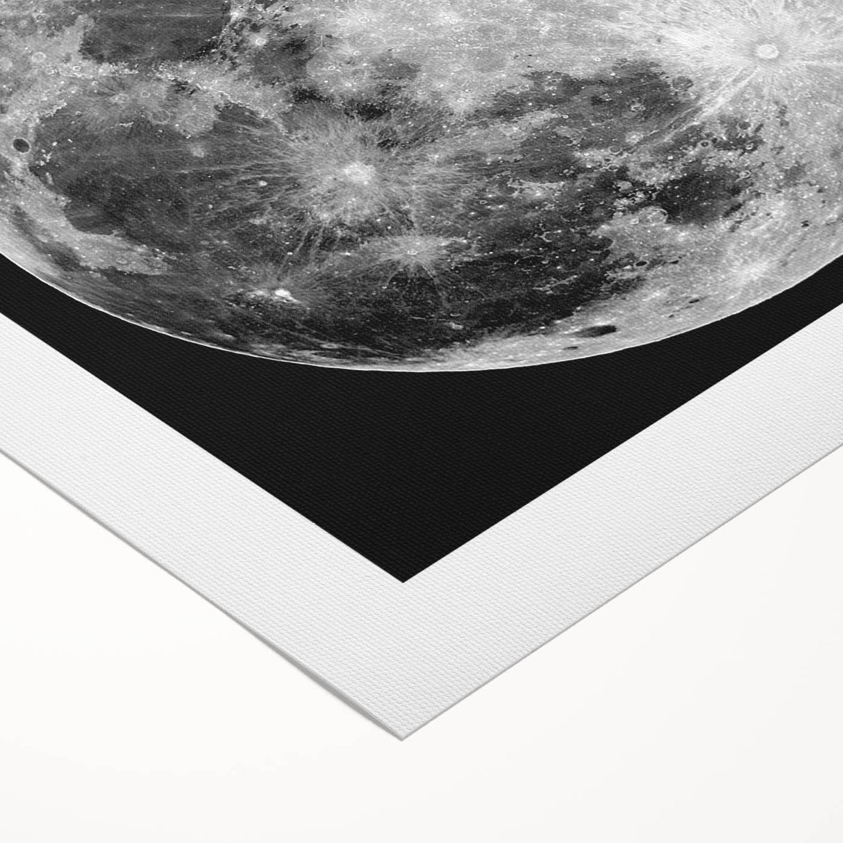 Full Moon in High Detail – Stunning Black and White Celestial Wall Art